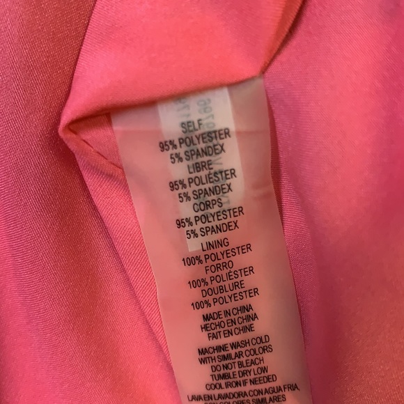 Vince Camuto - Picture 8 of 8